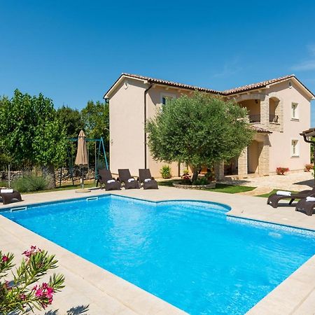 Beautiful Villa Natura With Pool In Labin Exterior foto