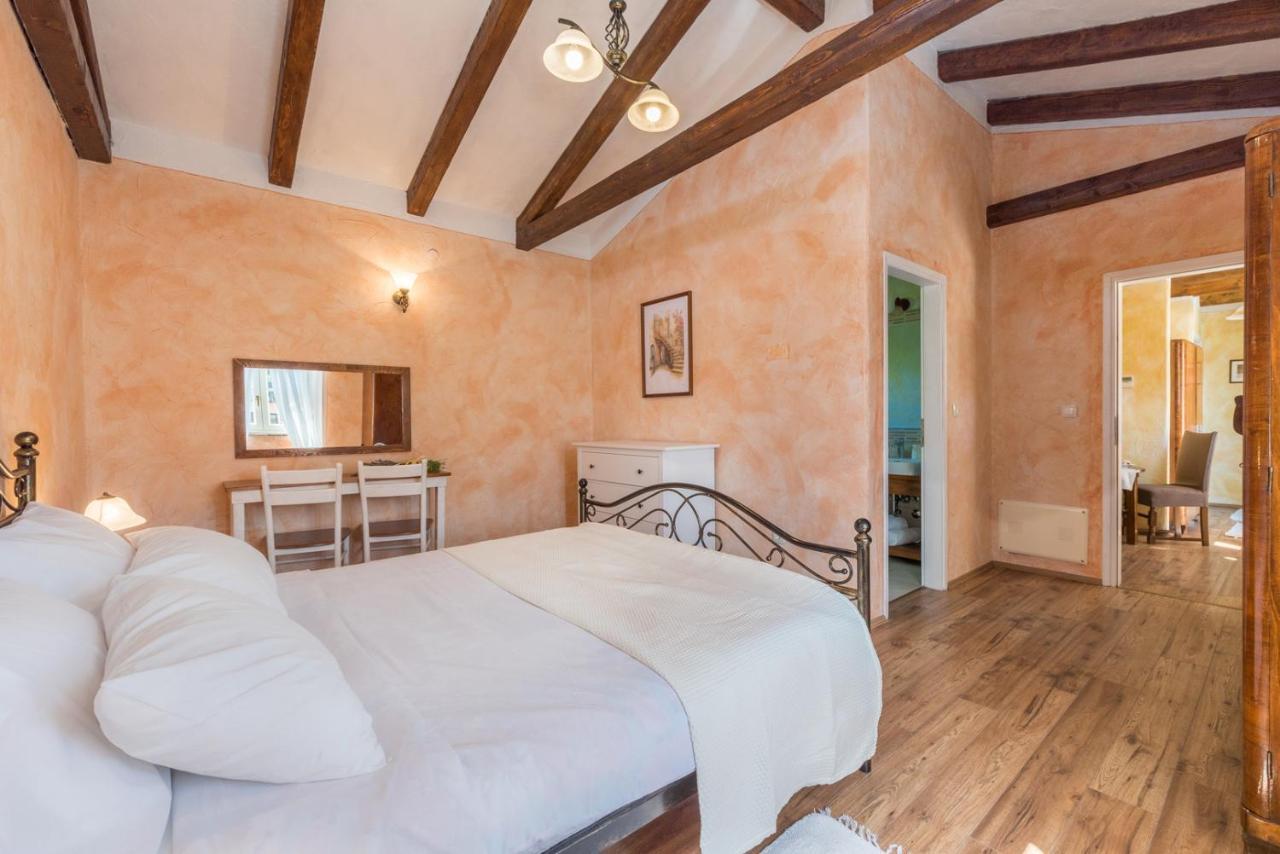 Beautiful Villa Natura With Pool In Labin Exterior foto