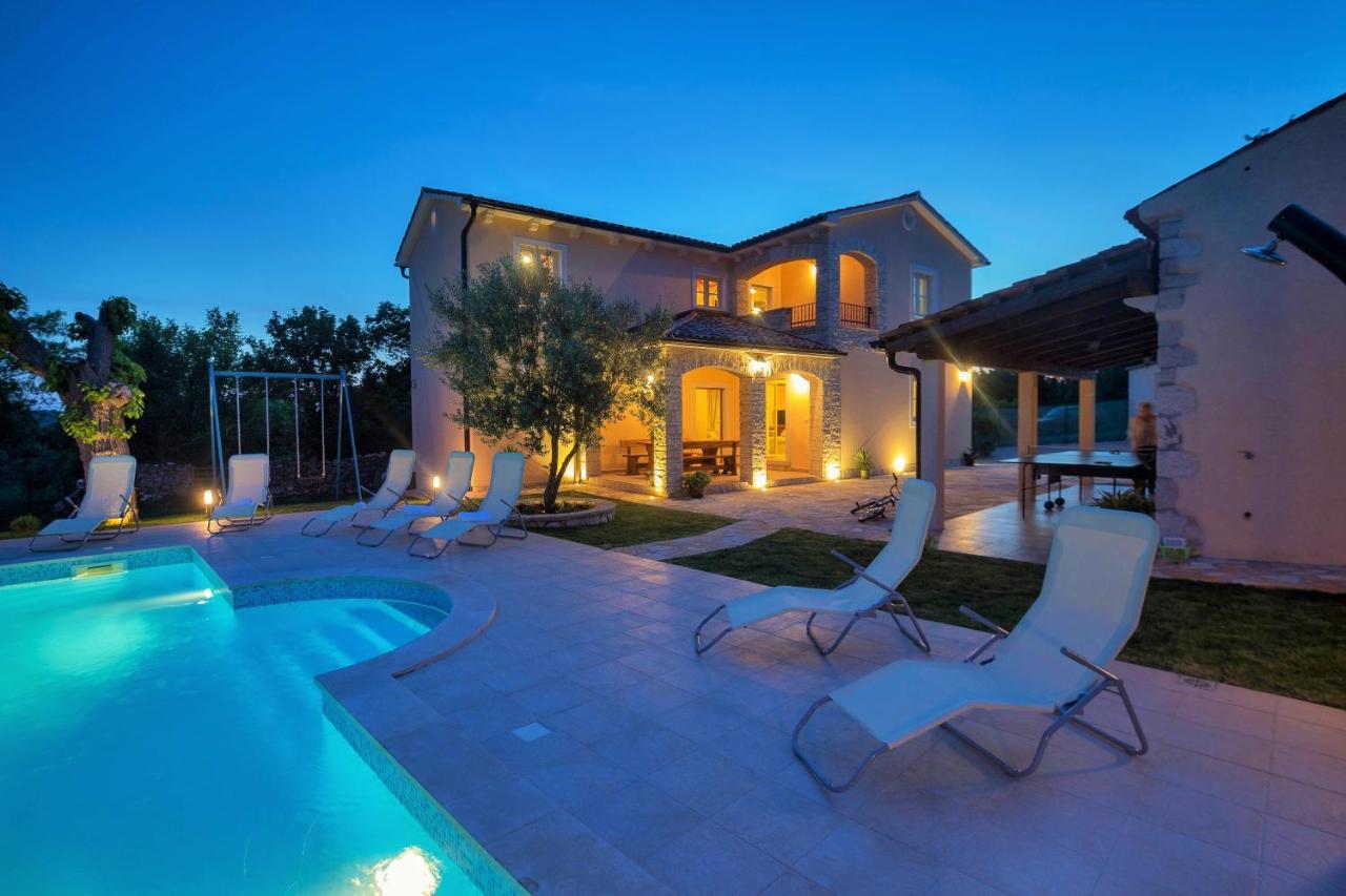 Beautiful Villa Natura With Pool In Labin Exterior foto